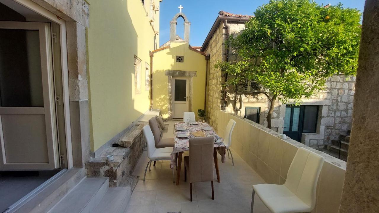 Palace Pernarius Cavtat Exterior photo